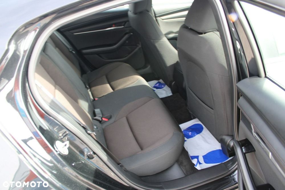 Mazda 3 - 32