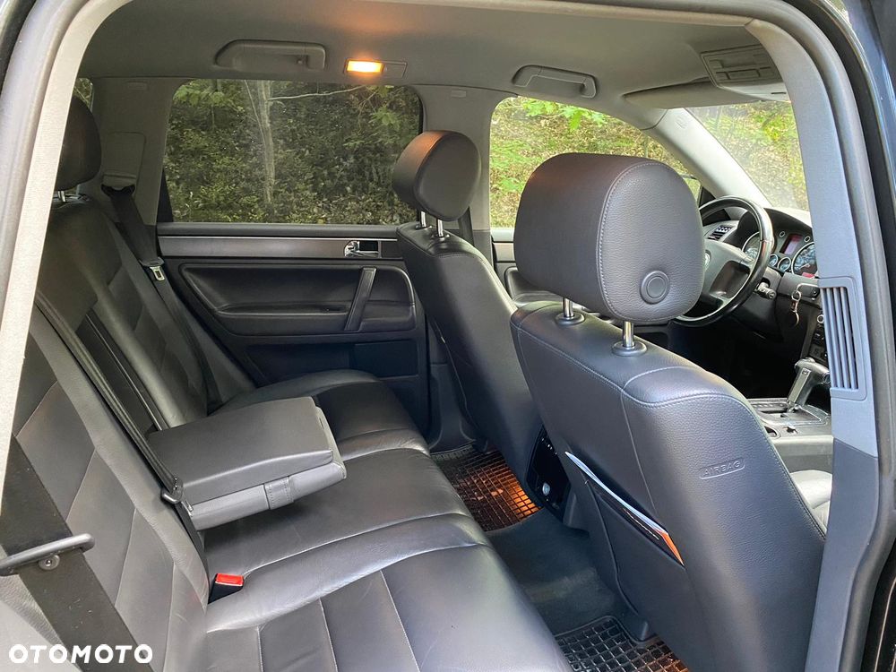 Volkswagen Touareg 3.0 V6 TDI Tiptr - 8