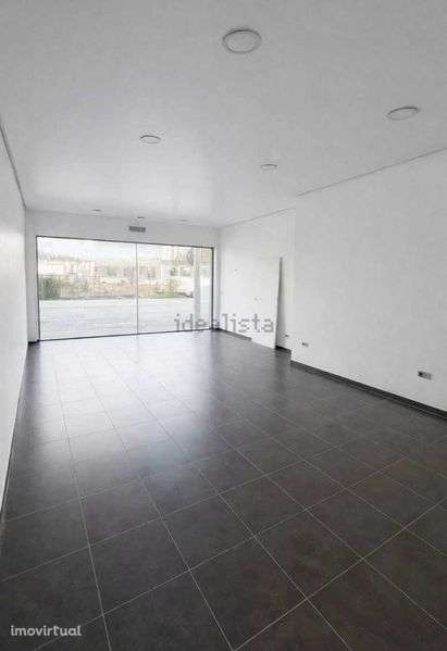 Arrenda-se Loja/Sala comercial em FARO - Grande imagem: 2/2