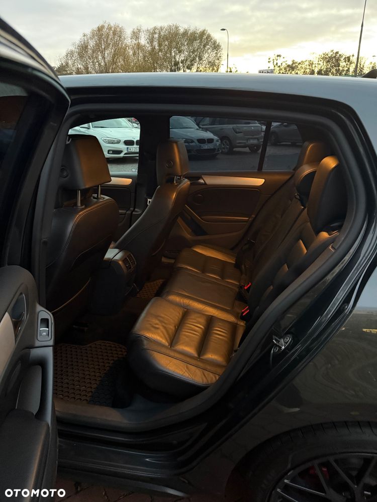 Volkswagen Golf - 15