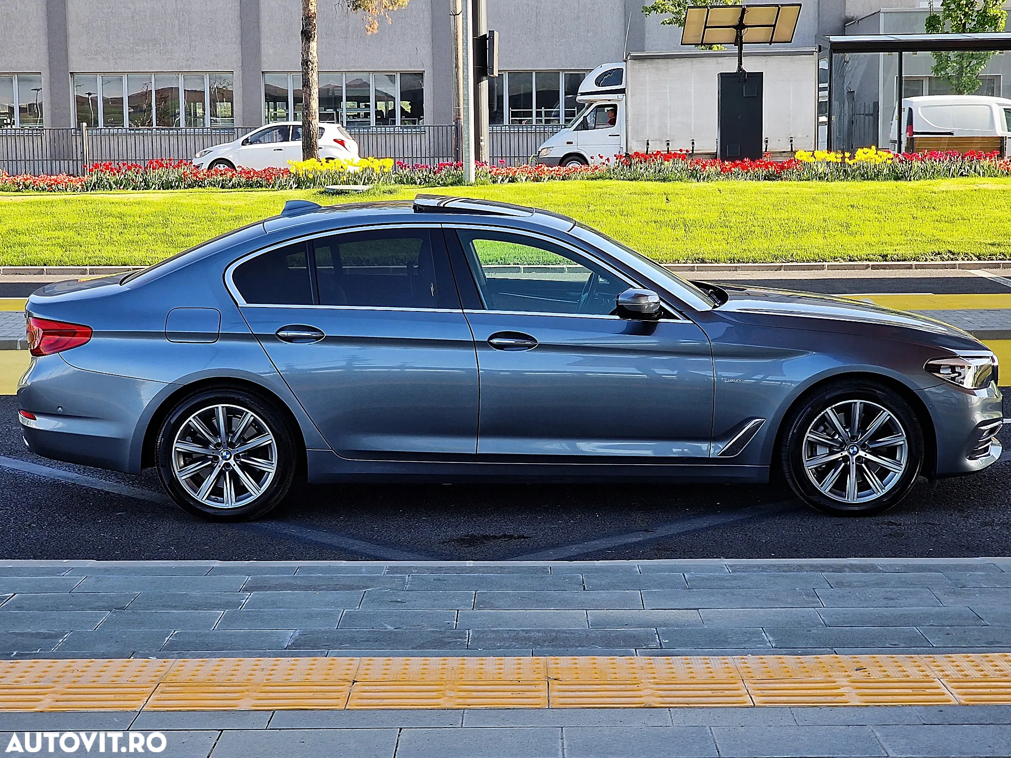 BMW Seria 5 - 12