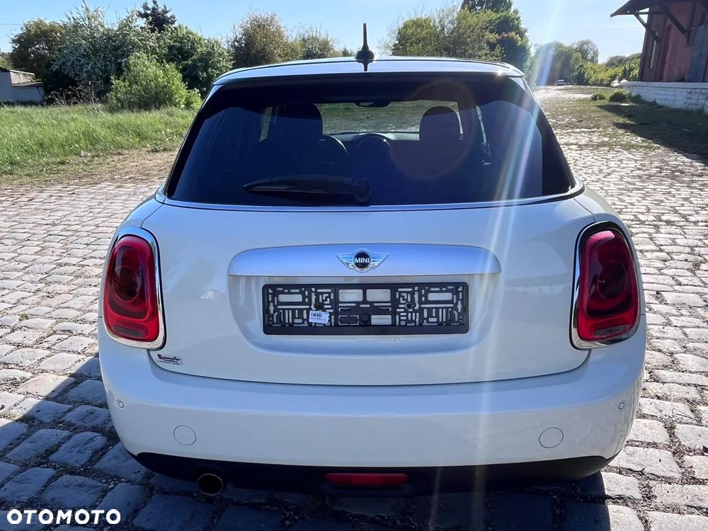 MINI Cooper Standard - 8
