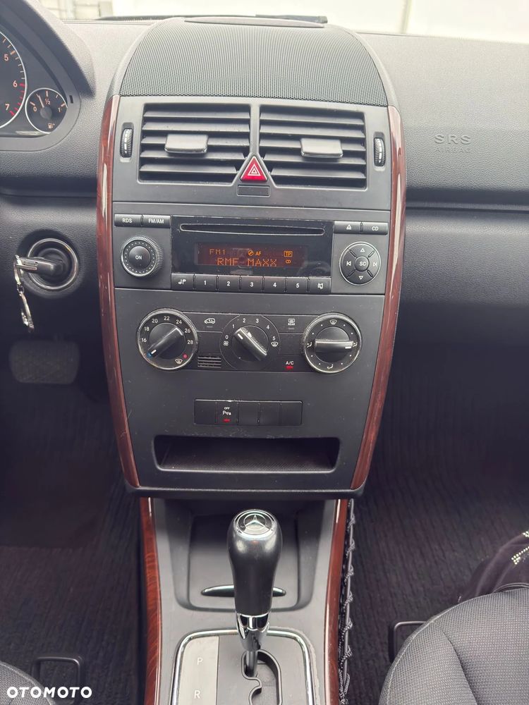 Mercedes-Benz Klasa A 170 Autotronic Elegance - 20