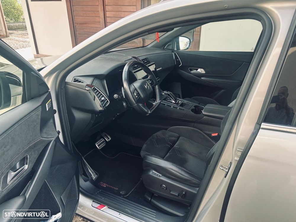 DS DS7 Crossback E-Tense Performance Line+ EAT8 - 11