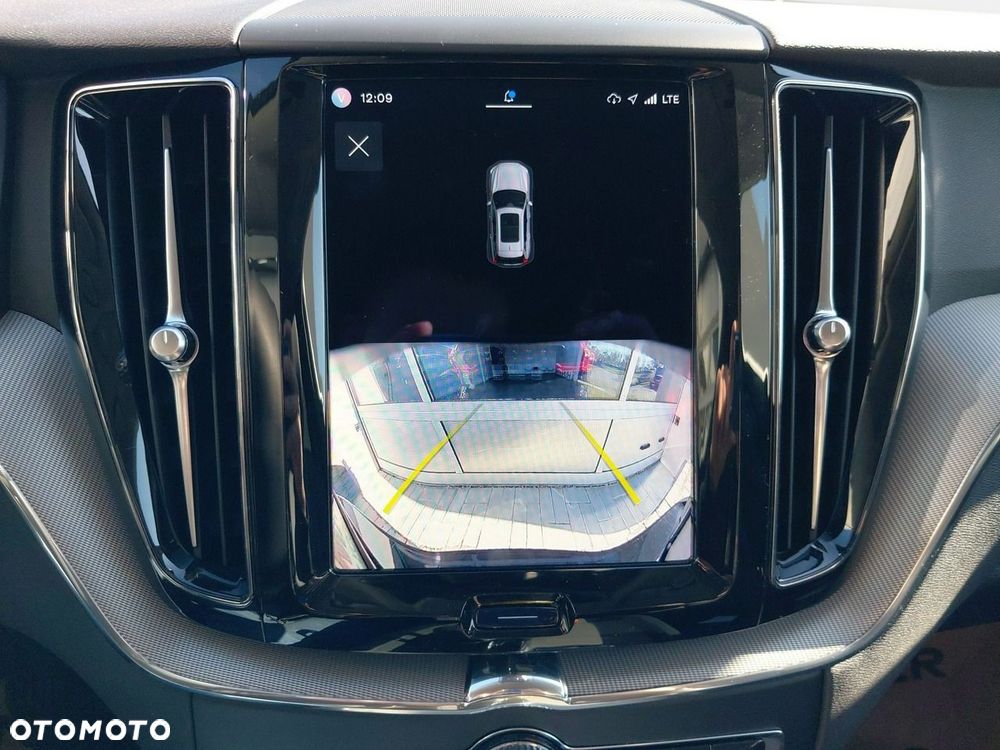 Volvo XC 60 - 35