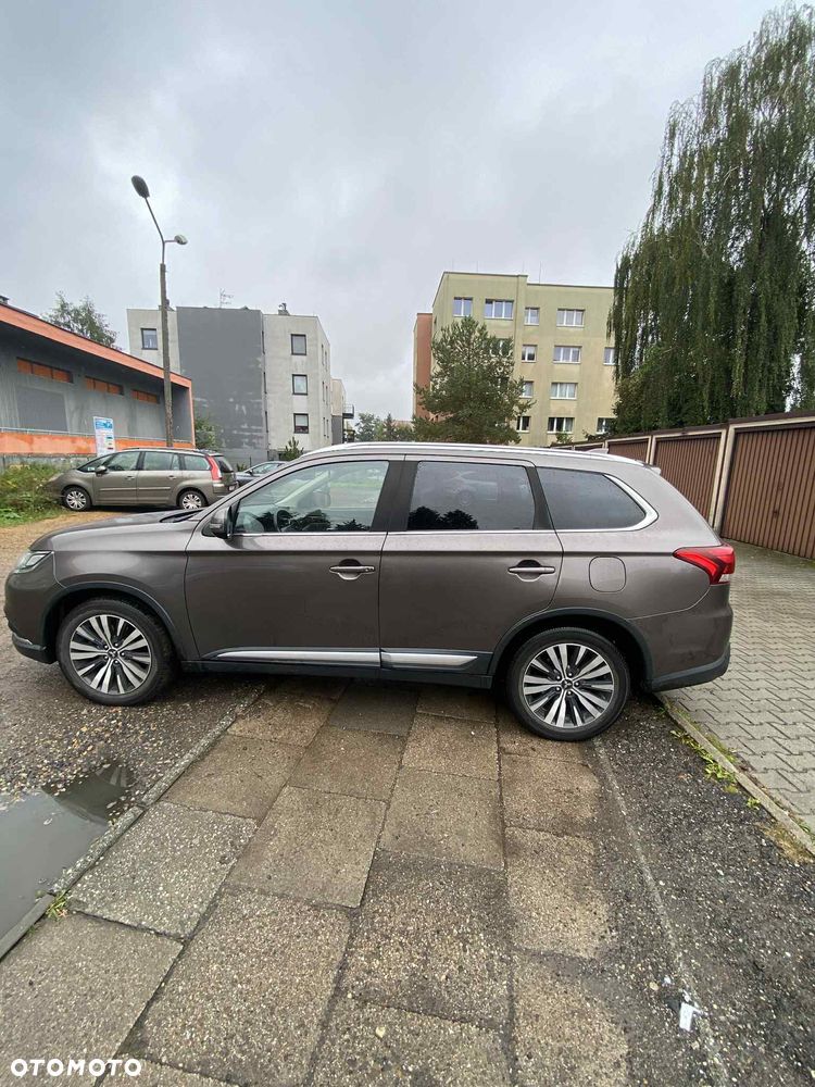 Mitsubishi Outlander 2.0 Intense Comfort 4WD CVT - 2
