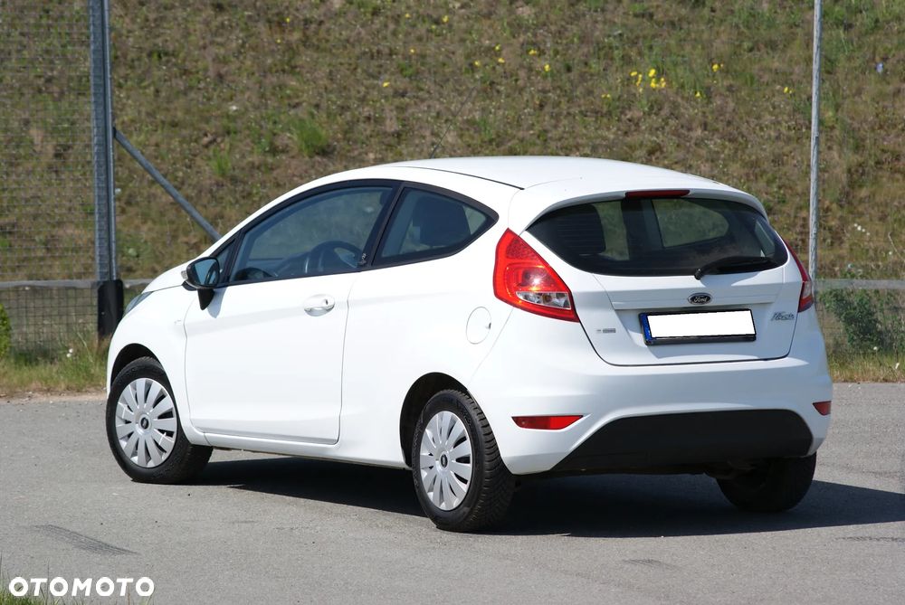 Ford Fiesta 1.25 Champions Edition - 4