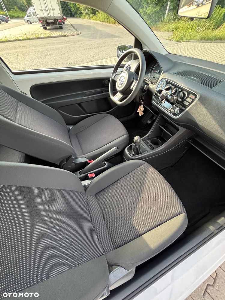Volkswagen up! take - 15