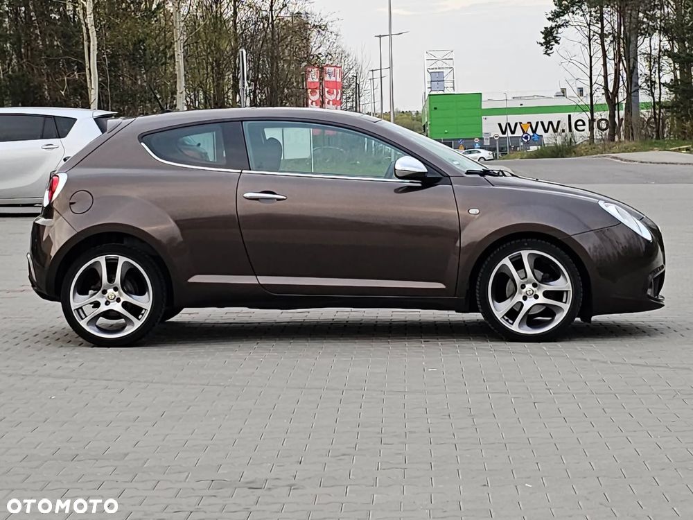 Alfa Romeo Mito 1.6 JTDM 16V Turismo - 10