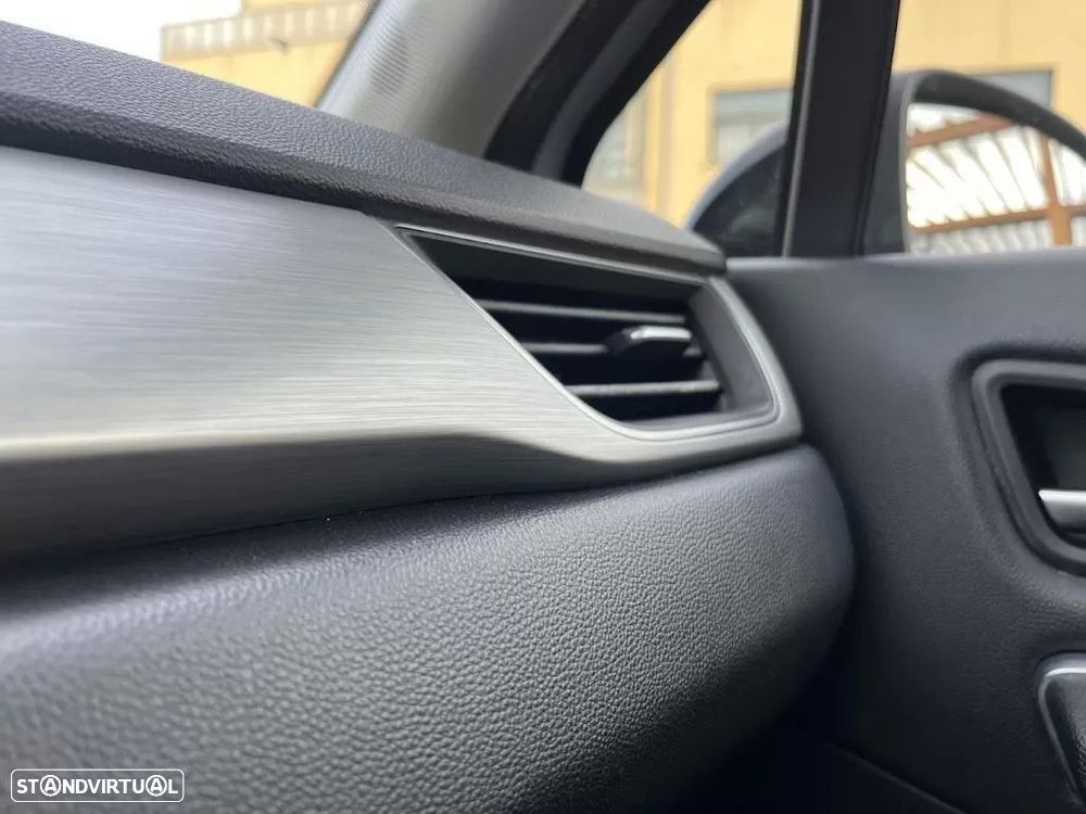 Renault Captur 1.0 TCe Exclusive - 24