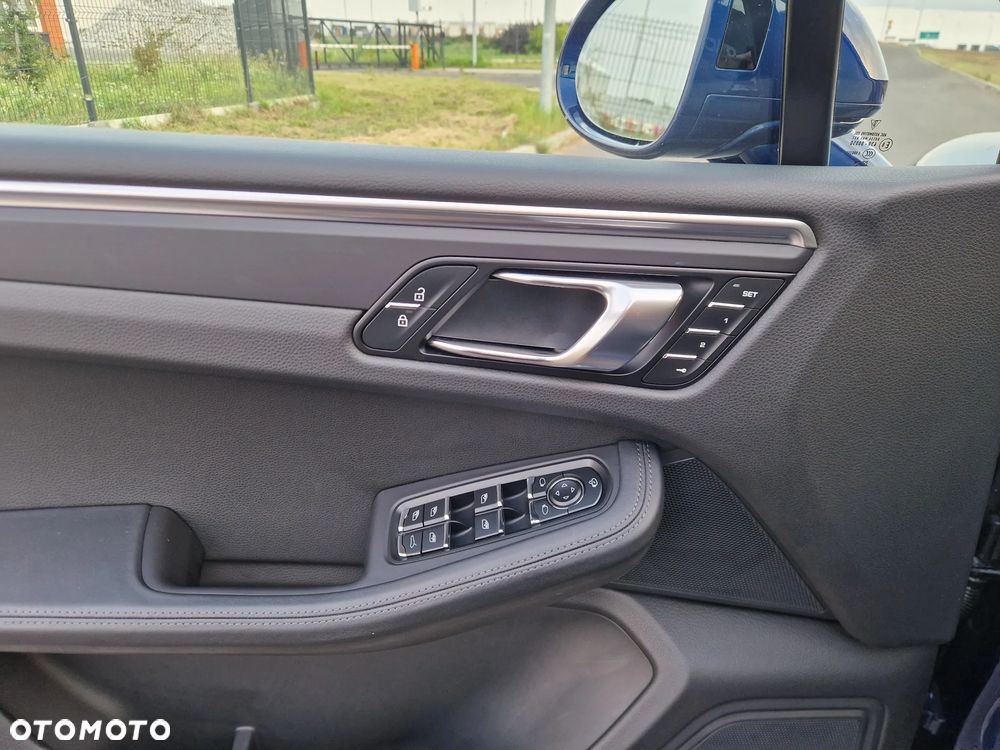 Porsche Macan T PDK - 30