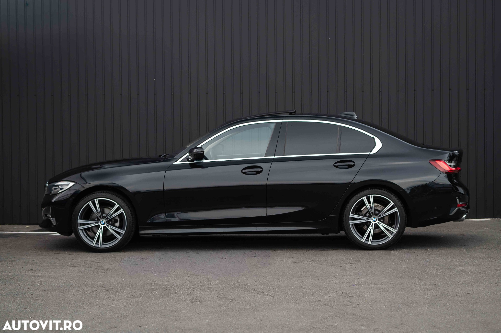 BMW Seria 3 320d xDrive Aut. Luxury Line - 9