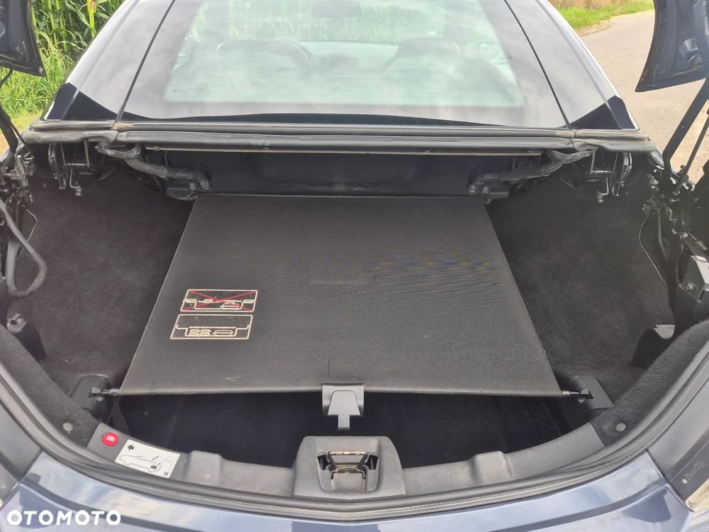 Opel Astra III GTC 1.9 CDTI Cosmo - 12