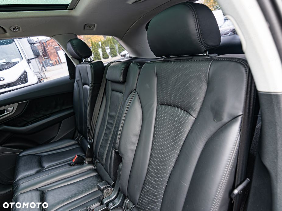 Audi Q7 3.0 TDI ultra Quattro Tiptronic - 24