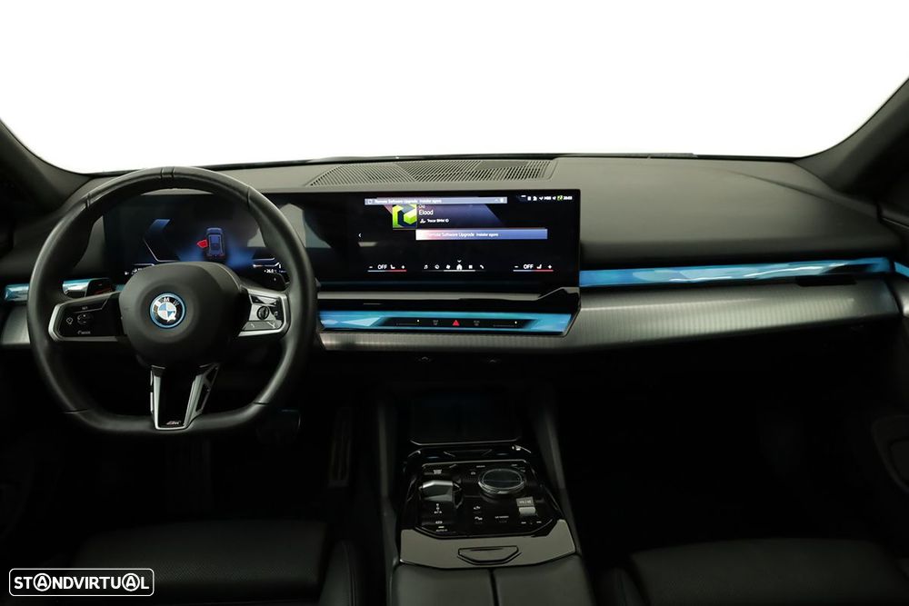 BMW 530 e Pack Desportivo M - 9