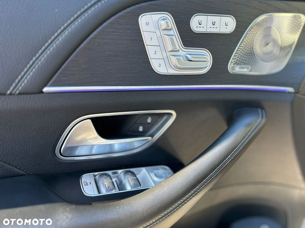 Mercedes-Benz GLE - 22