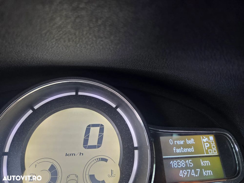 Renault Megane dCi 110 FAP EDC Bose Edition - 19