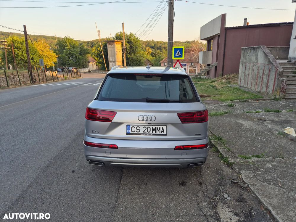 Audi Q7 3.0 TDI Quattro Tiptronic - 6