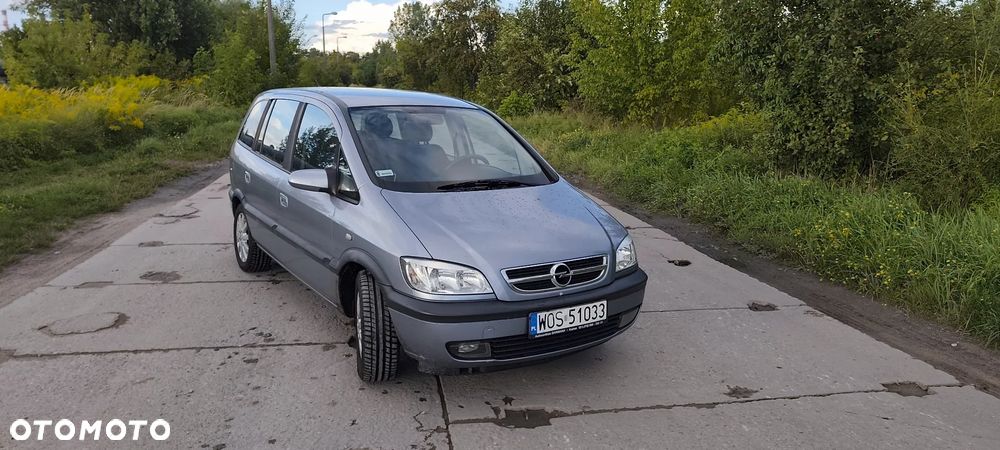 Opel Zafira 1.8 16V Elegance - 1