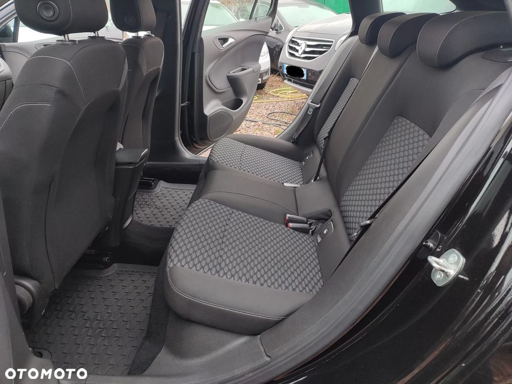 Opel Astra 1.4 T 120 Lat S&S - 18