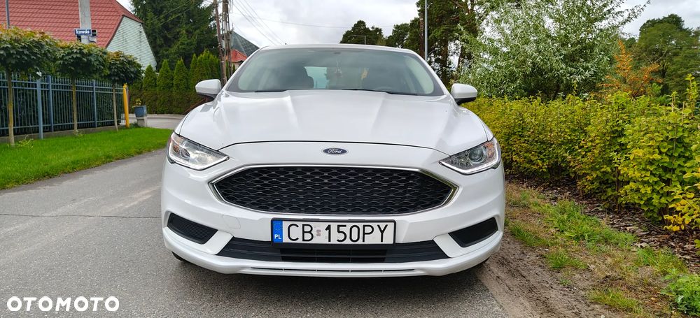 Ford Mondeo 2.0 Hybrid CVT - 8