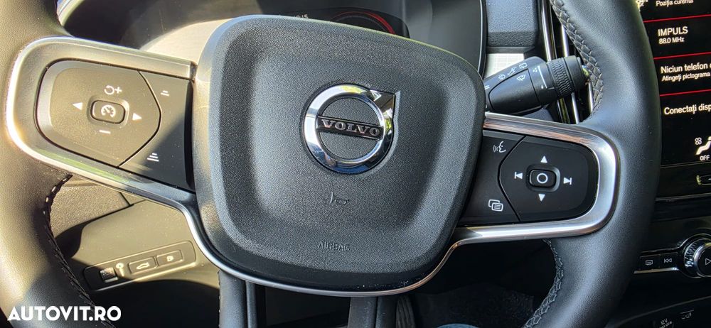 VOLVO XC40 2021 — imagine 4