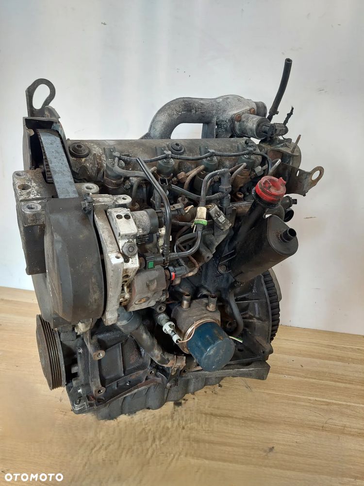 Silnik 1.9 DCi F9K Renault Trafic II Vivaro Primastar  Laguna espace megane 01-14  Łuków części - 1