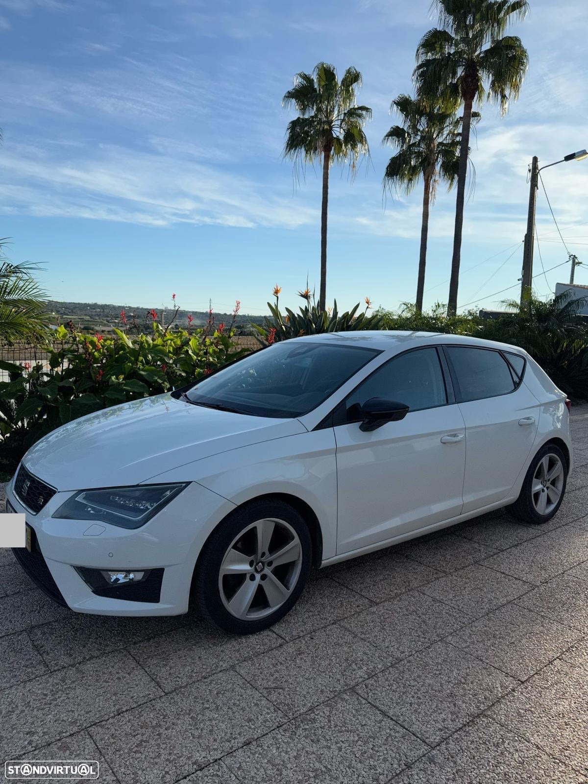 SEAT Leon 2.0 TDI DPF S&S FR - 2