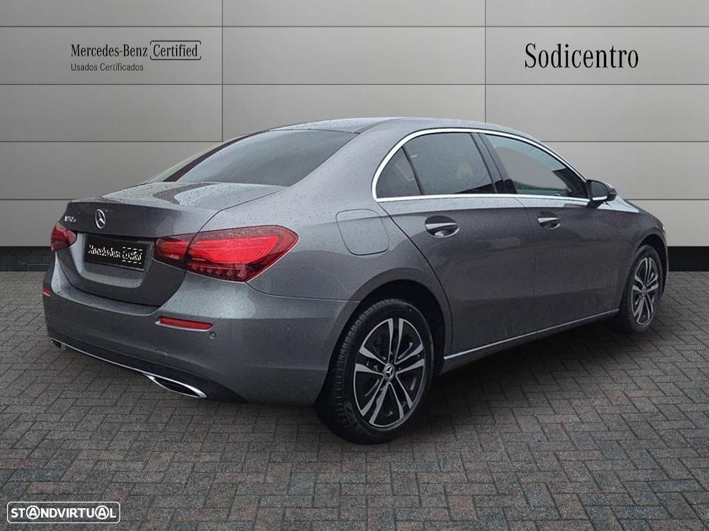 Mercedes-Benz A 250 Limousine e Progressive - 4
