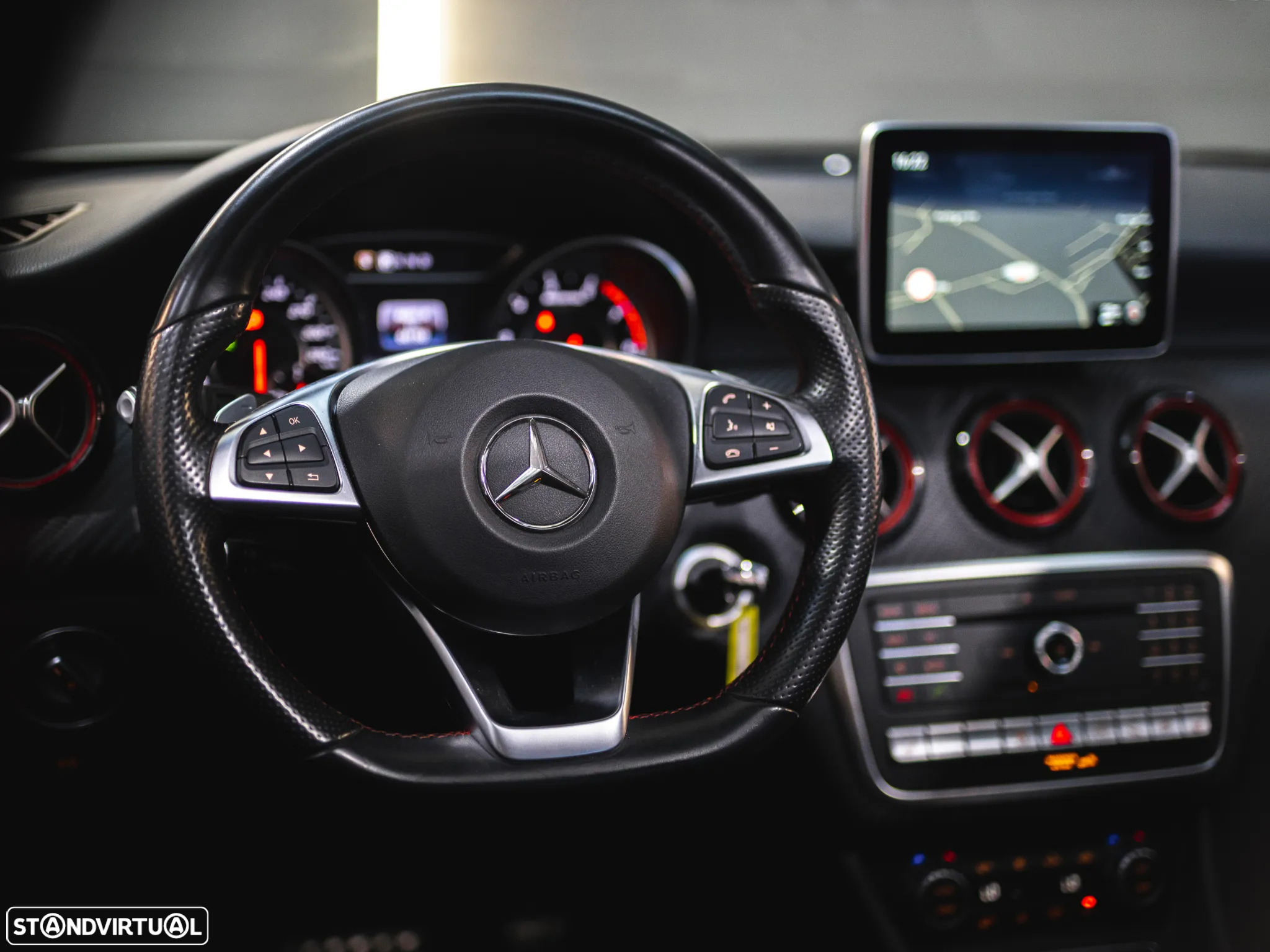 Mercedes-Benz A 45 AMG 4-Matic - 16