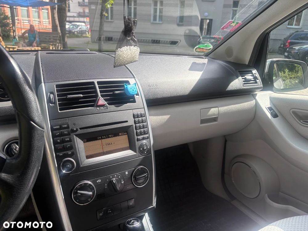 Mercedes-Benz Klasa A 180 CDI Autotronic Avantgarde Special Edition - 6