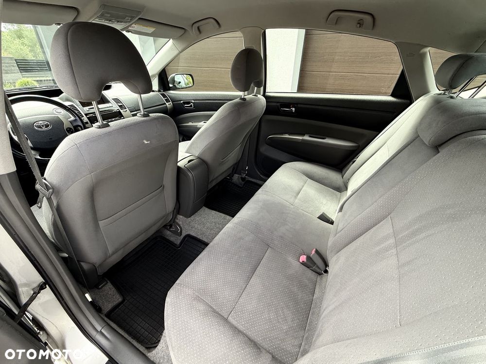 Toyota Prius 1.5 VVT-i Sol - 17