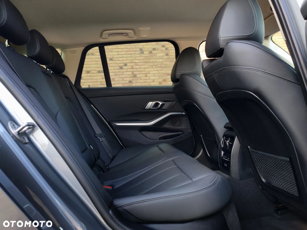 BMW Seria 3 - 7