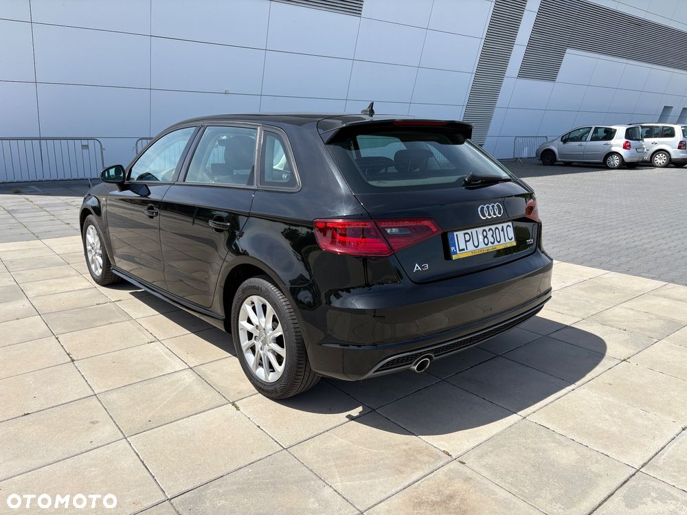 Audi A3 Sportback 1.6 TDI (clean diesel) S line Sportpaket - 8
