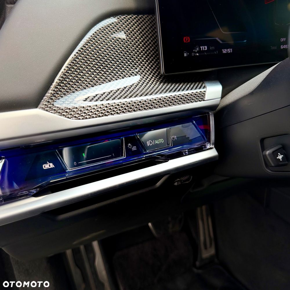 BMW Seria 7 M760e PHEV xDrive sport - 13