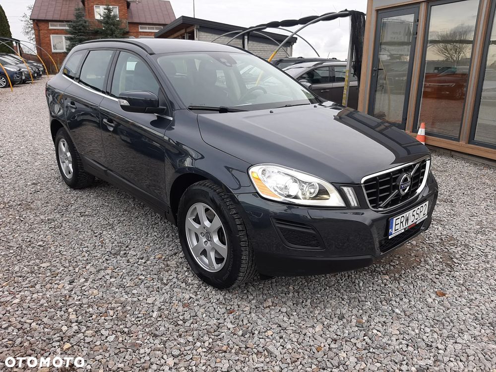 Volvo XC 60 D3 Geartronic Momentum - 1