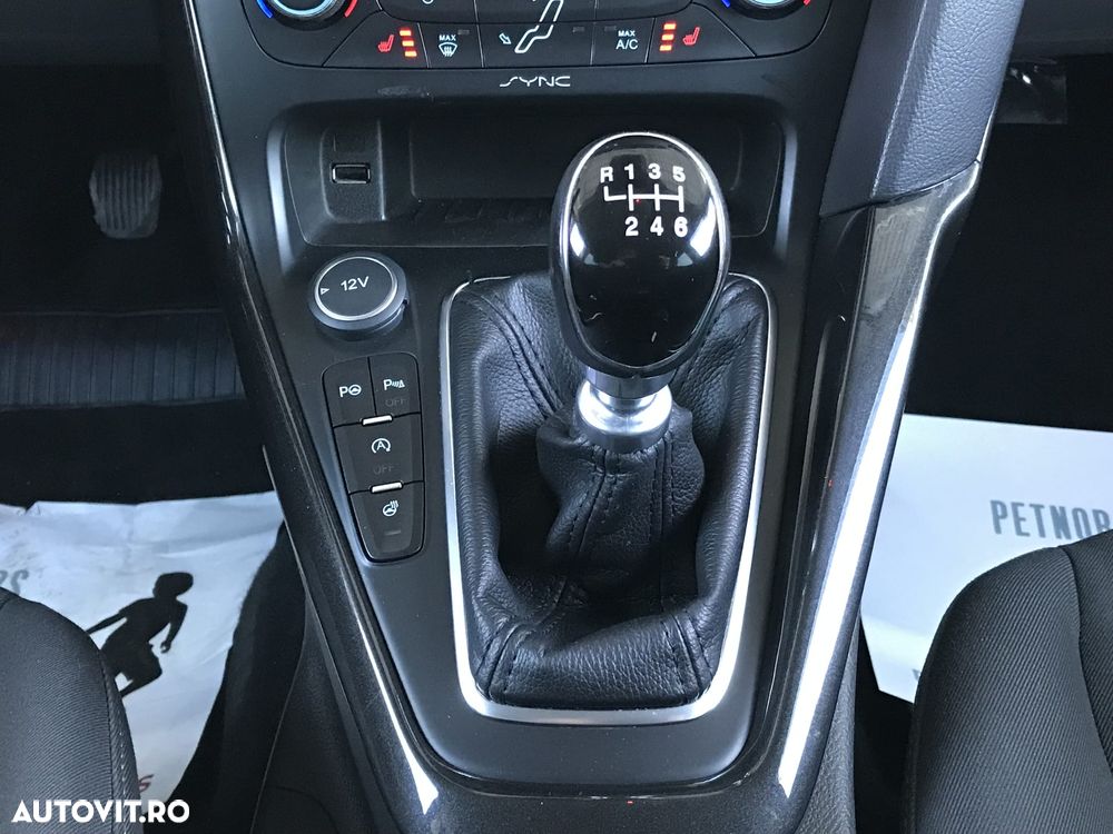 Ford Focus 2.0 TDCI Titanium - 33