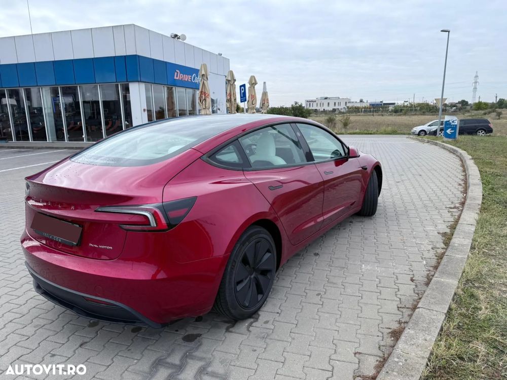 Tesla Model 3 AWD Long Range - 6