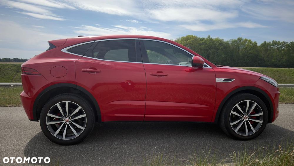 Jaguar E-Pace 2.0 D200 mHEV AWD R-Dynamic SE - 12