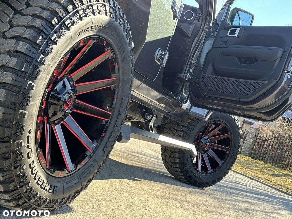 Jeep Wrangler - 35