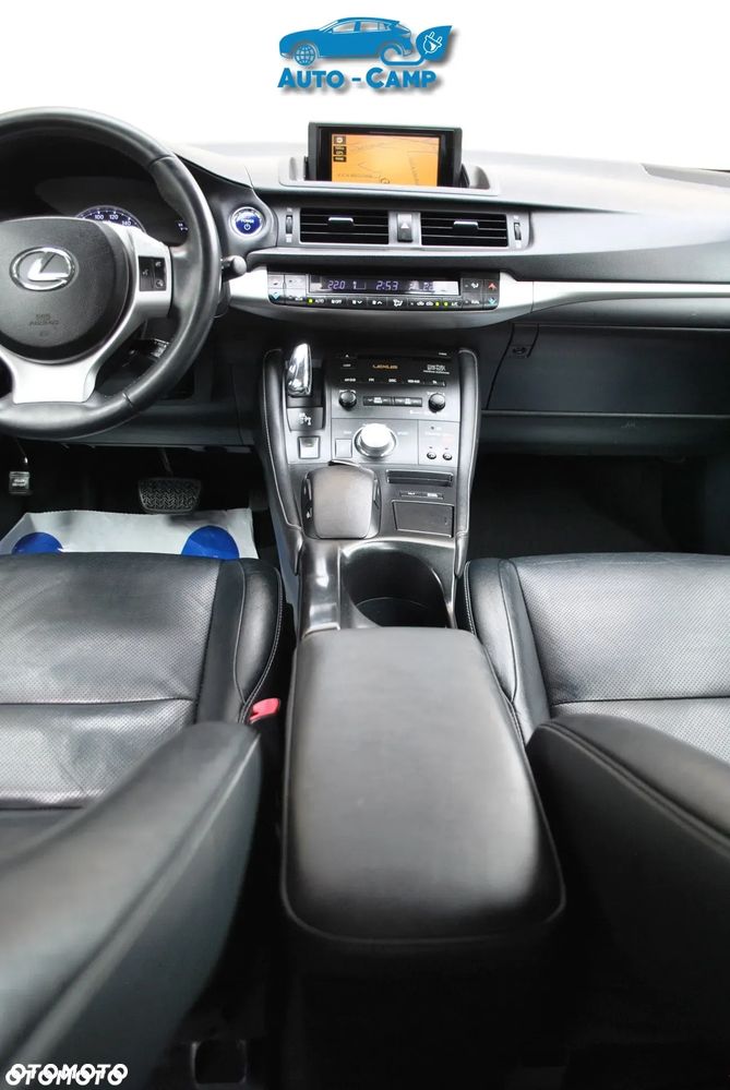 Lexus CT 200h Luxury Line - 35
