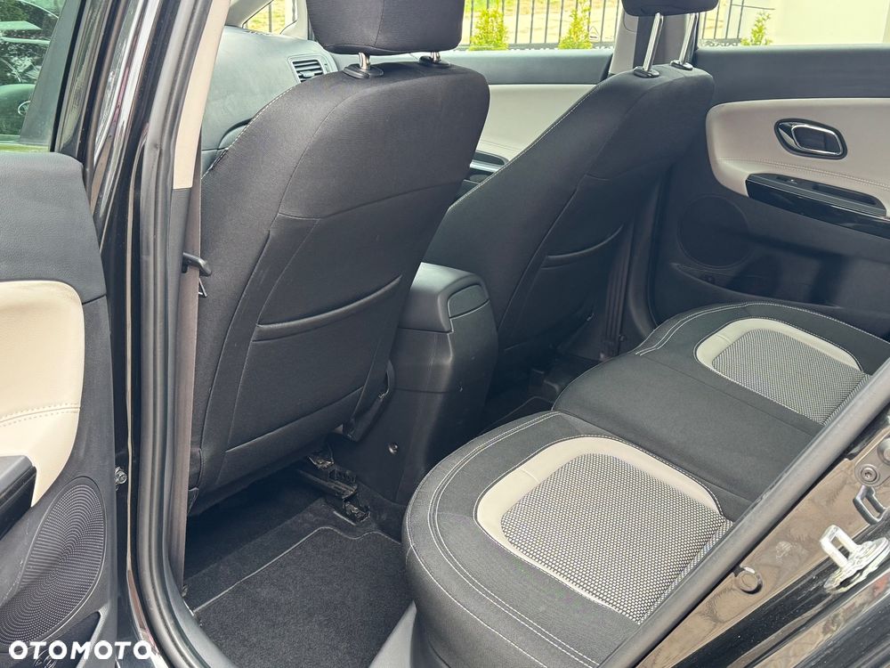 Kia Ceed 1.6 GDI Fifa World Cup Edition - 19