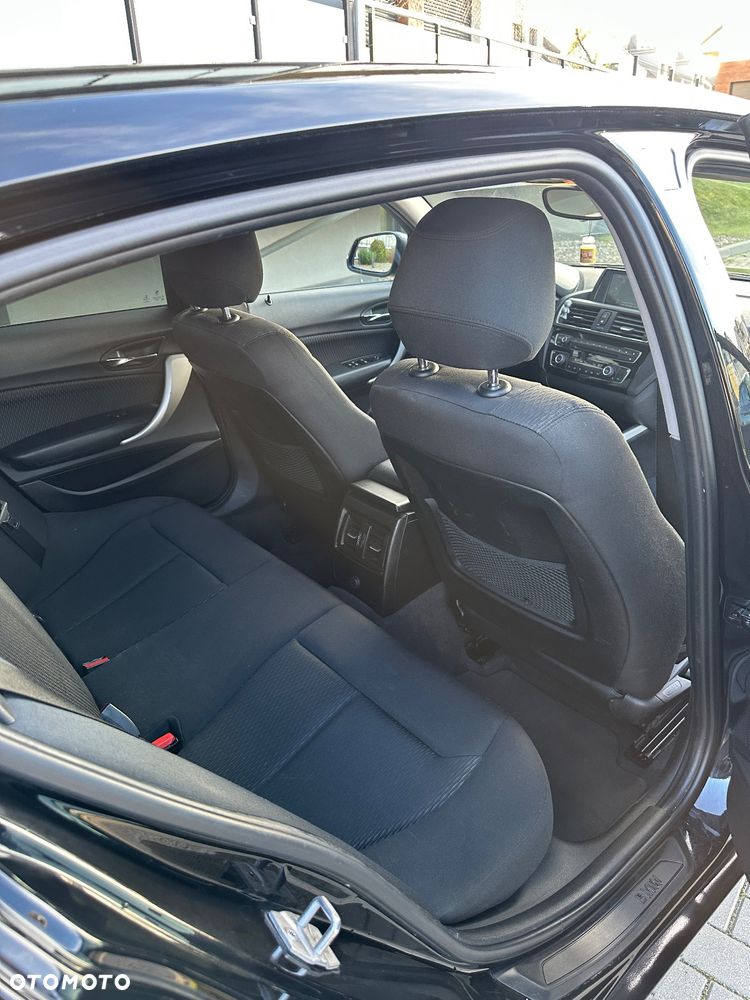 BMW Seria 1 116i - 15