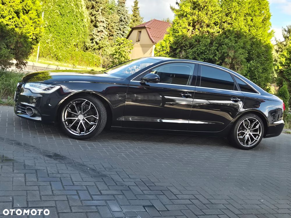 Audi A6 - 4