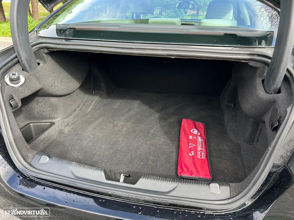 Jaguar XE 2.0 D Prestige AWD Aut. - 59