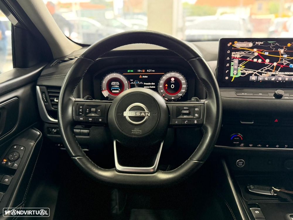 Nissan Qashqai 1.3 DIG-T N-Connecta Xtronic - 8