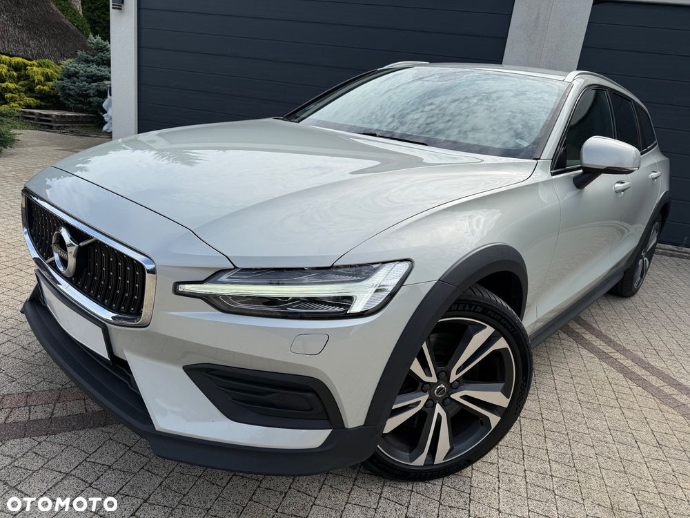 Volvo V60 Cross Country D4 AWD Geartronic Pro - 3