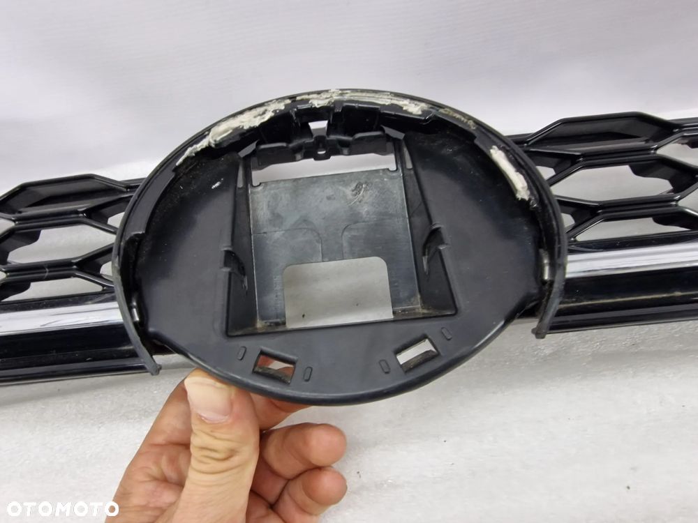 VW GOLF VII 7 LIFT GTI / R-LINE 16- ATRAPA / GRILL PRZEDNI PRZÓD , NR 5G0853653S , NR AUKCJI GR214 - 22