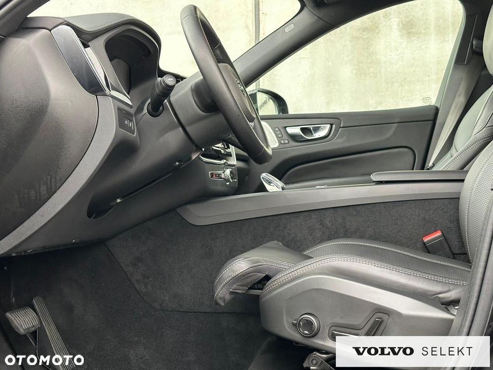 Volvo XC 60 - 24