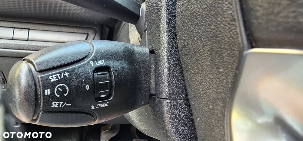 Peugeot 2008 PureTech 110 Stop&Start Allure - 31
